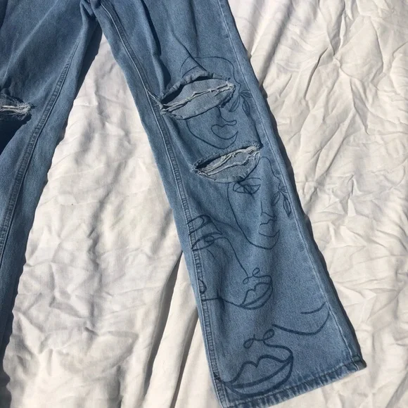 Jeans with pattern - Picture 4 of 4